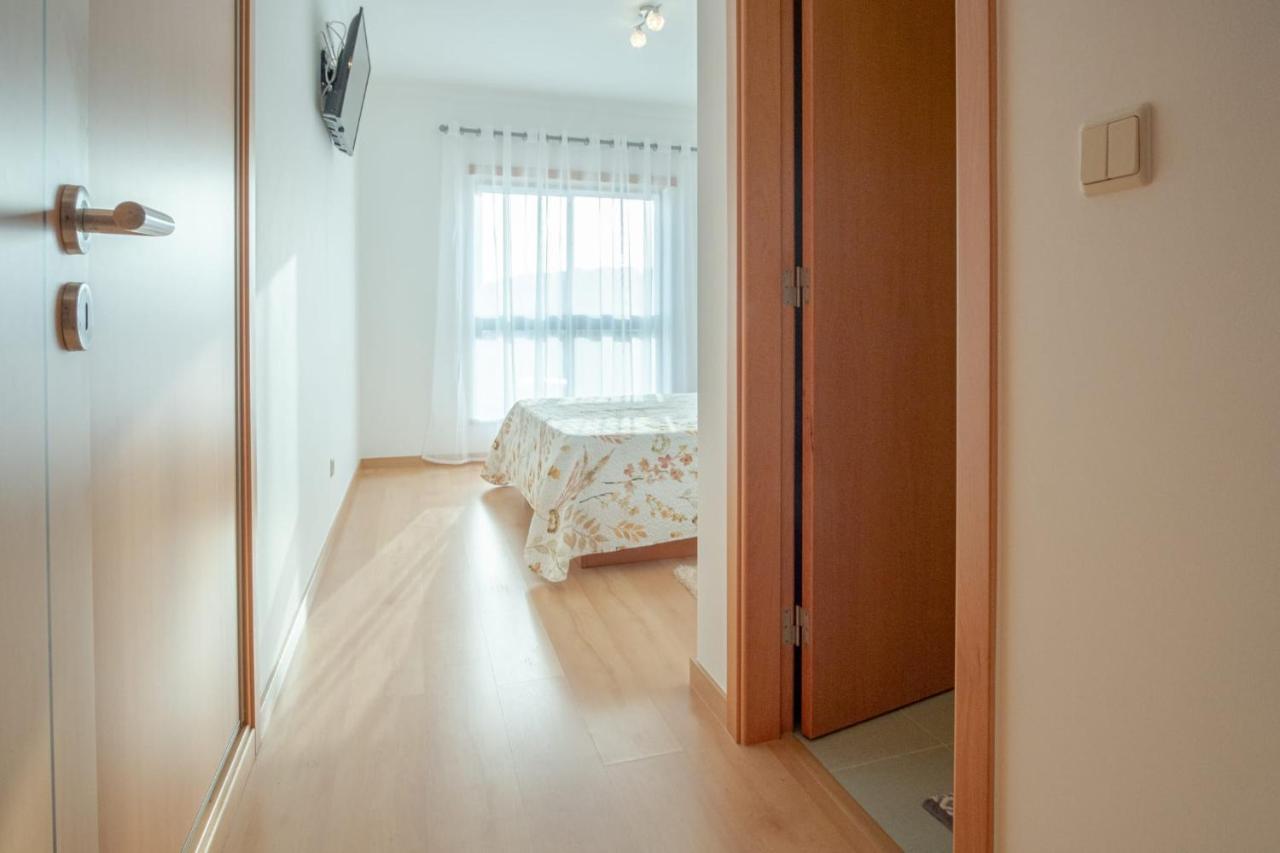 Sea House Apartment Nazare Bagian luar foto