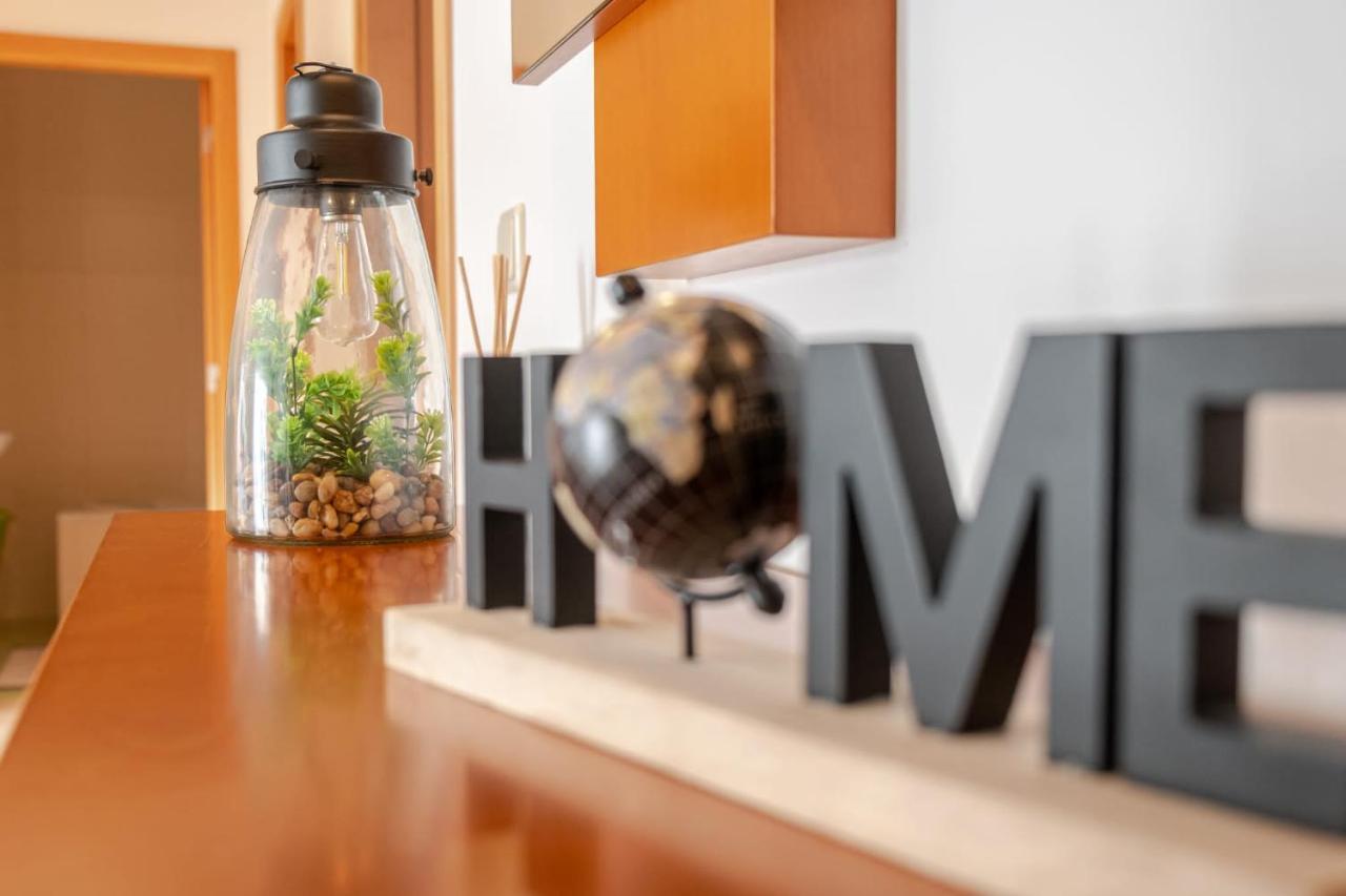 Sea House Apartment Nazare Bagian luar foto