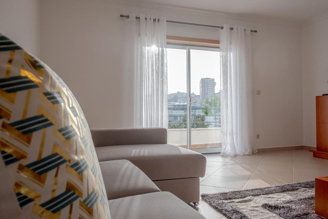 Sea House Apartment Nazare Bagian luar foto
